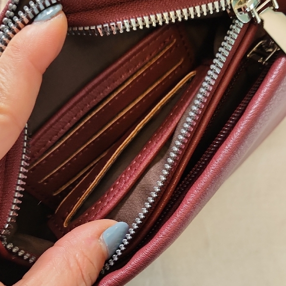 Chic Maroon Crossbody Bag - Picture 7 of 12